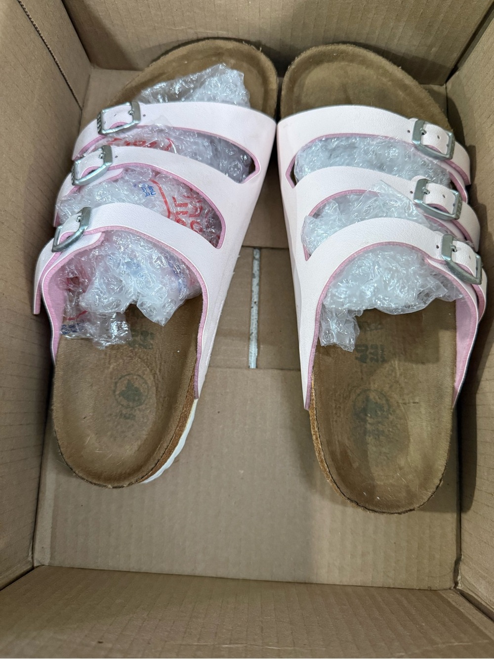 Birkenstocks vegan light pink size 40 or 9 / 9.5